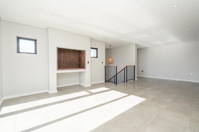 3 Bedroom Property for Sale in Country Club Western Cape